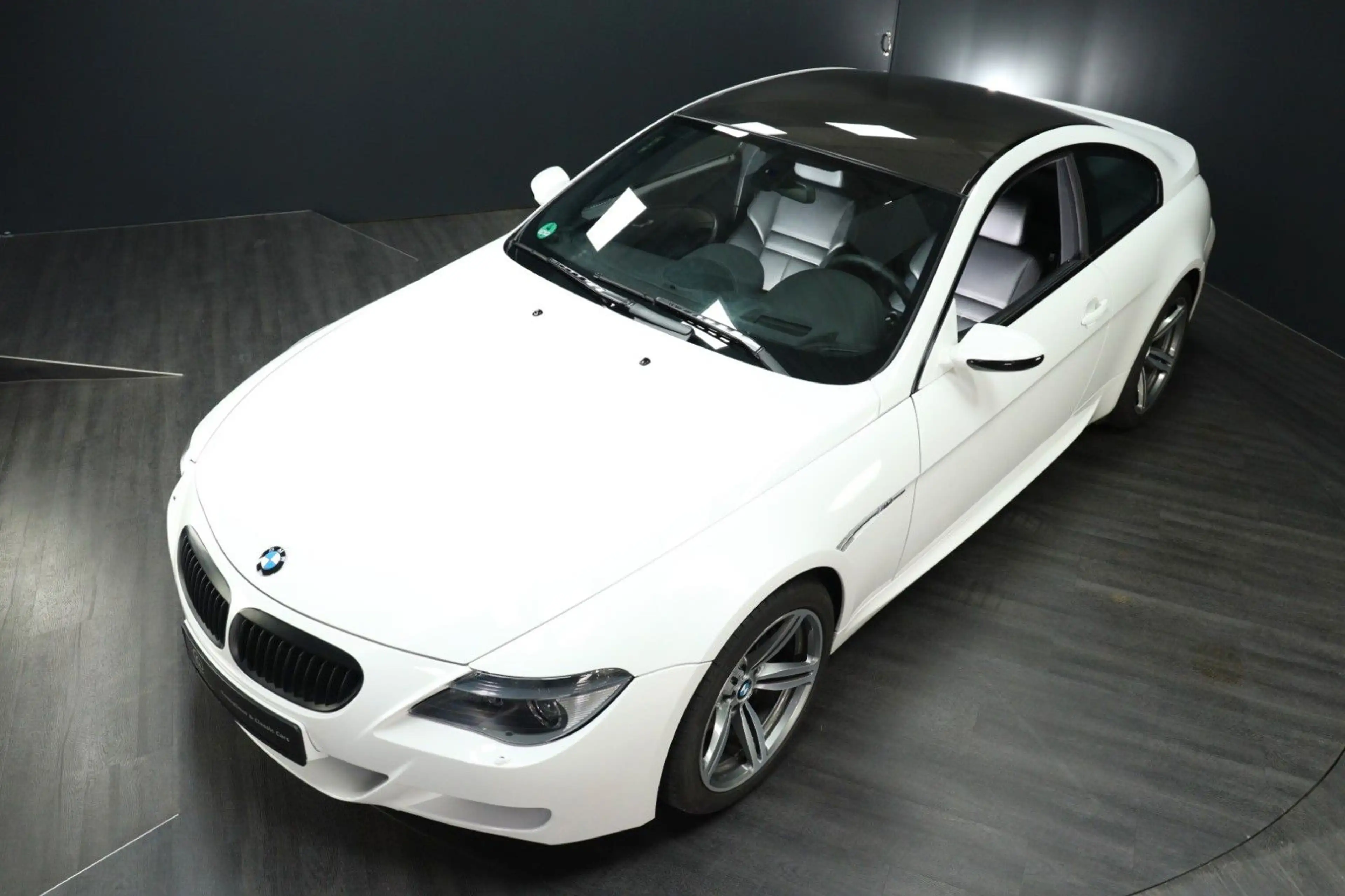 BMW M6 V10 Coupe — photo 37