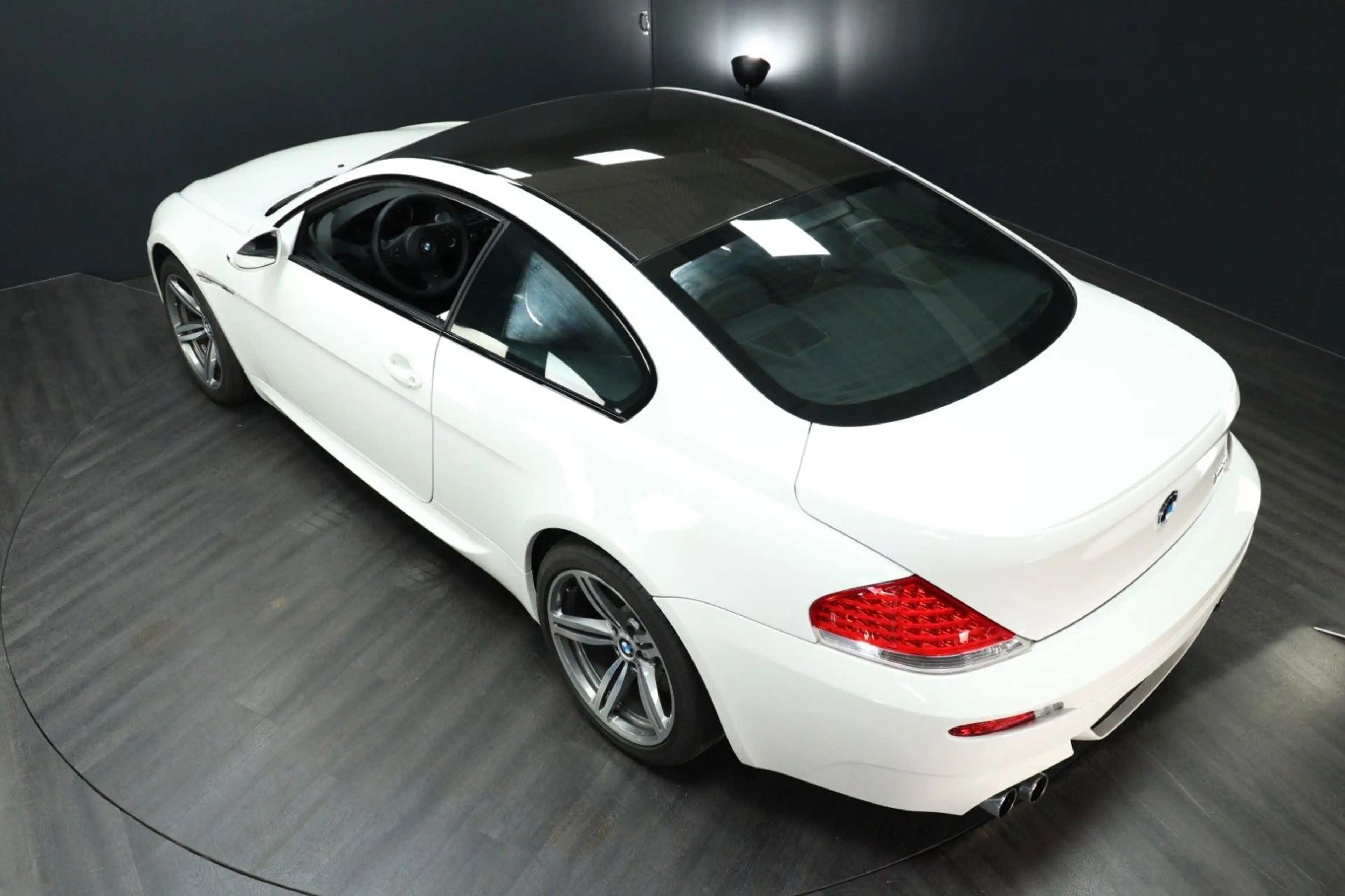 BMW M6 V10 Coupe — photo 38