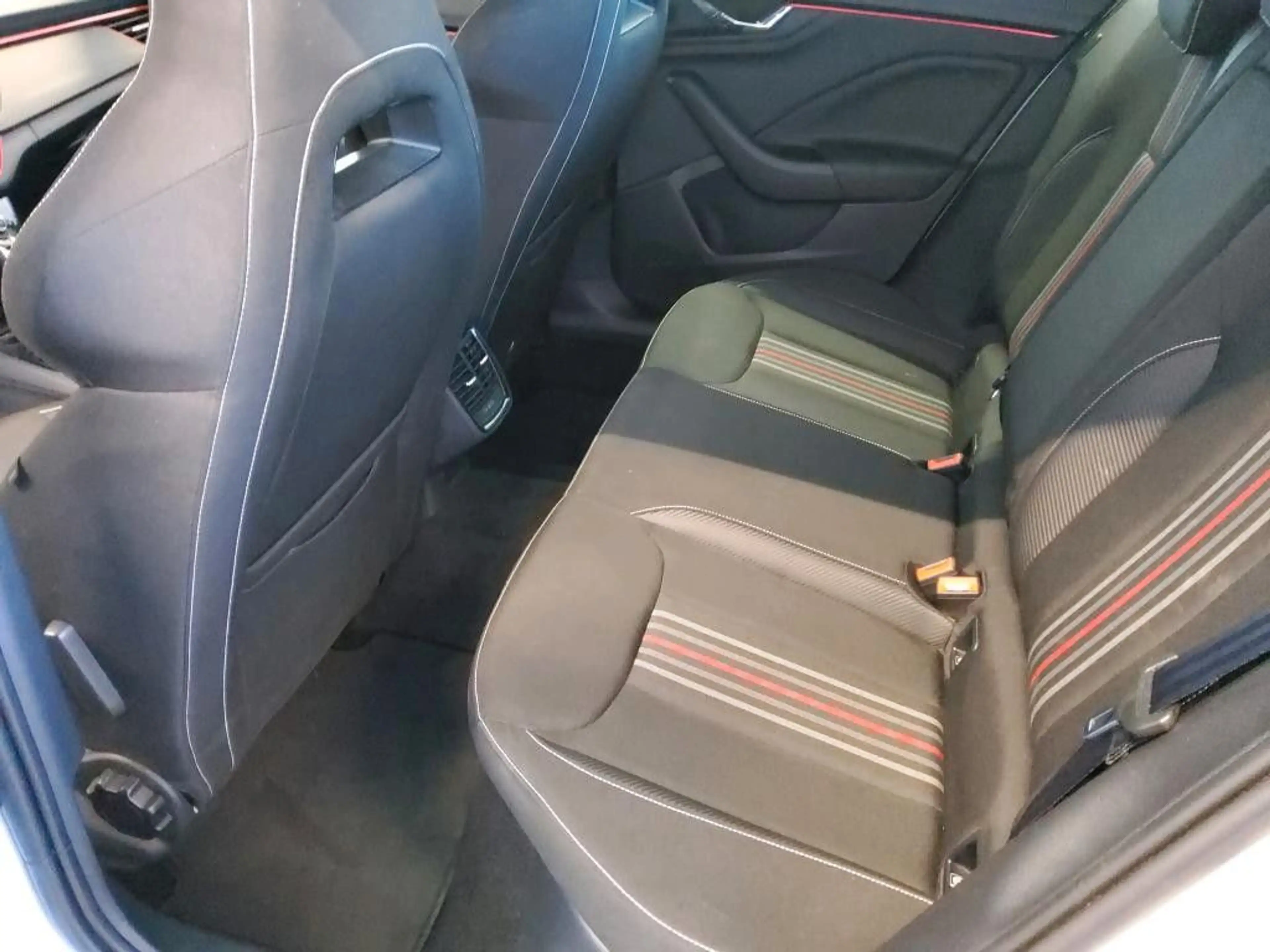 Skoda Kamiq Monte Carlo 1.0TSI DSG*AHK*Navi*ACC* — photo 7