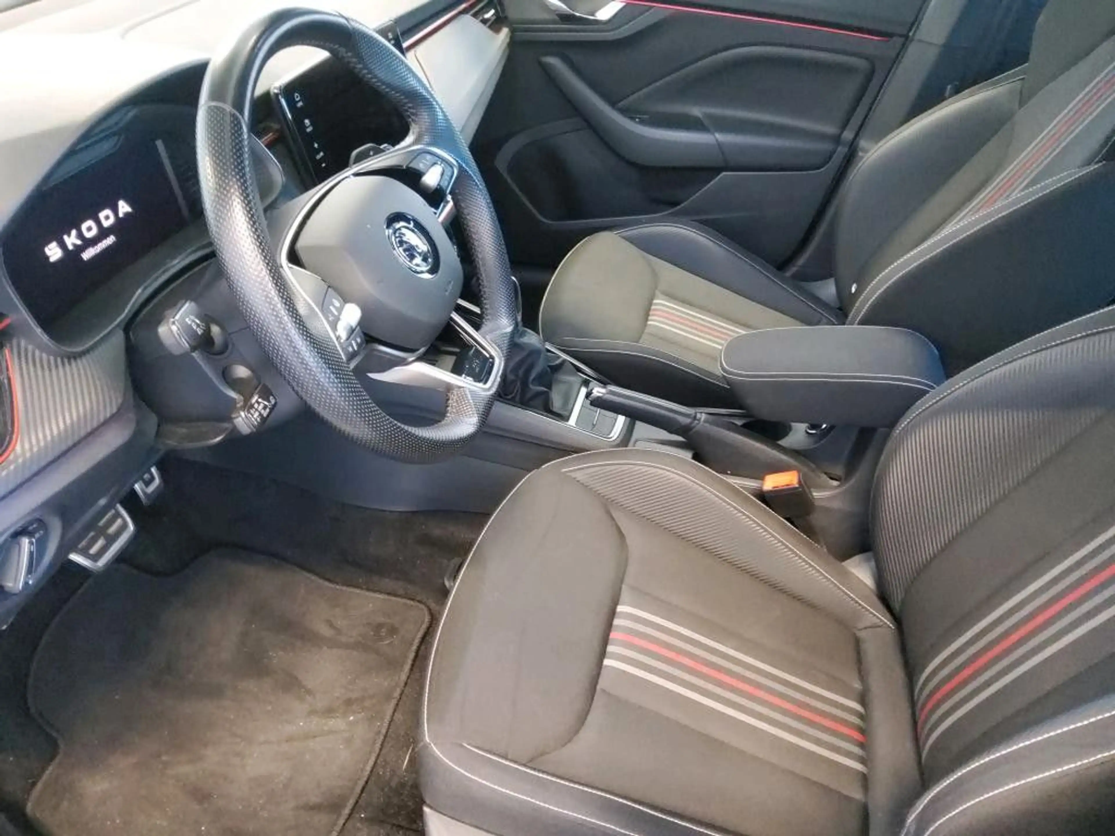 Skoda Kamiq Monte Carlo 1.0TSI DSG*AHK*Navi*ACC* — photo 6