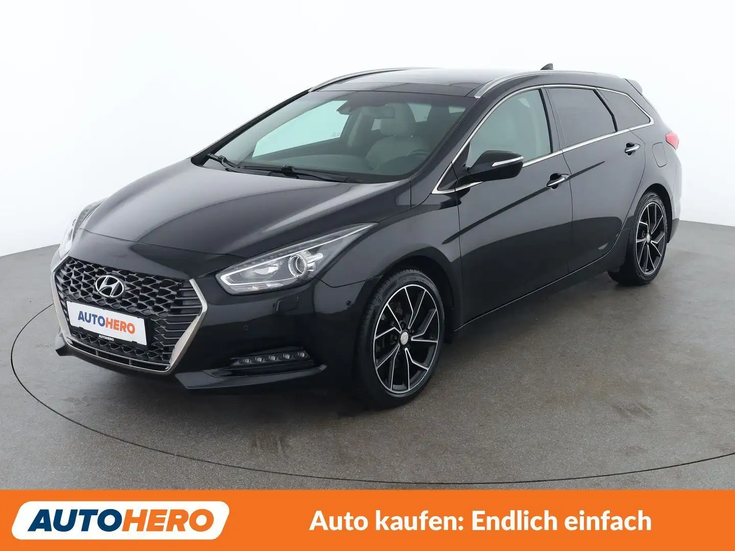 Hyundai i40 1.6 CRDi LEVEL 6 Schwarz - 1