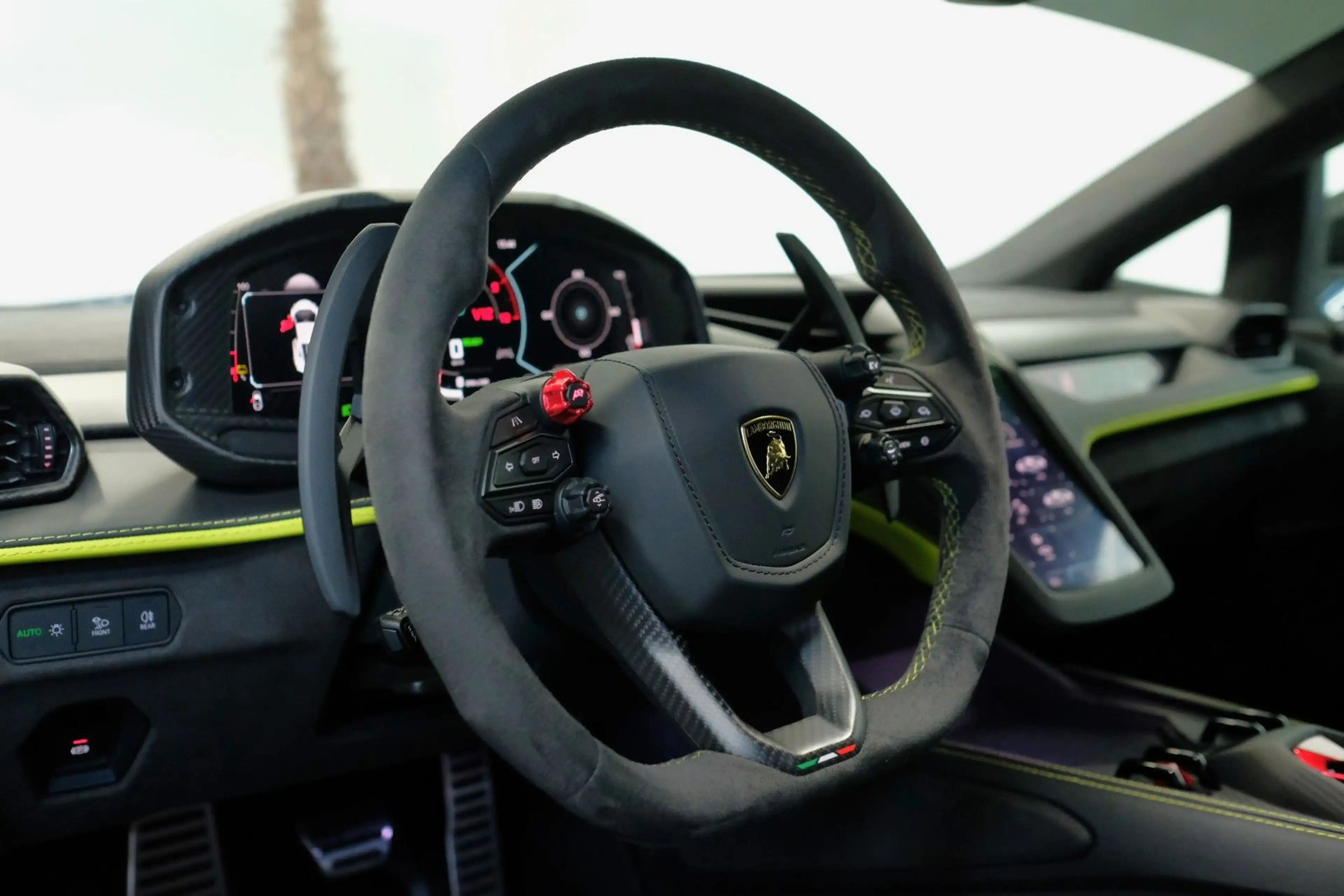Lamborghini Revuelto Ad Personam/CARBON IN+OUT/LIFT/PASS.DIS — photo 15