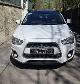 2,2  DI-D AT 4WD INSTYLE