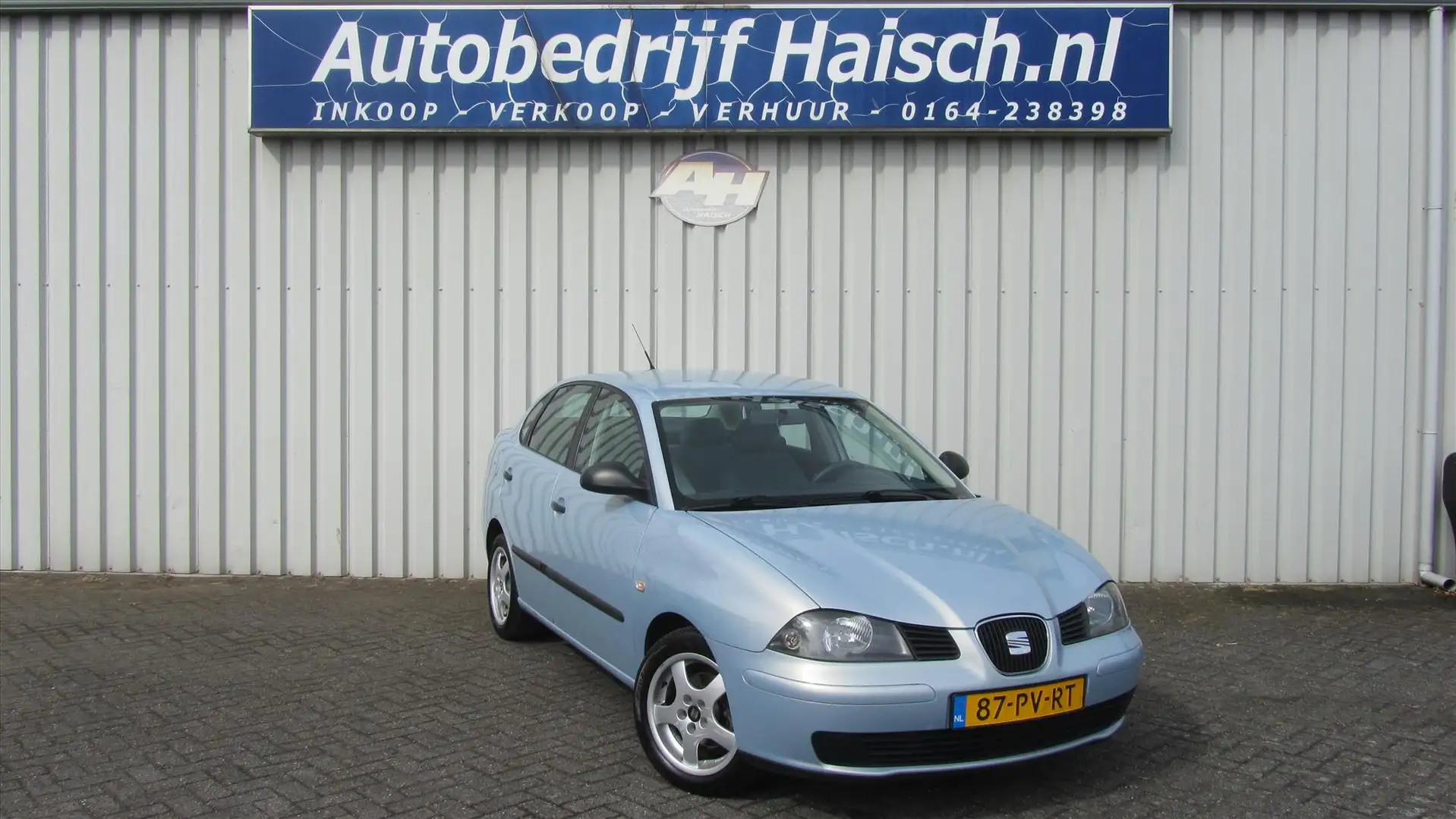 SEAT Cordoba 1.4 16V 55KW Blauw - 1