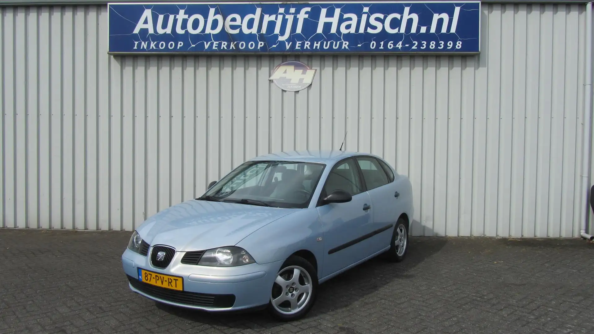 SEAT Cordoba 1.4 16V 55KW Blauw - 2