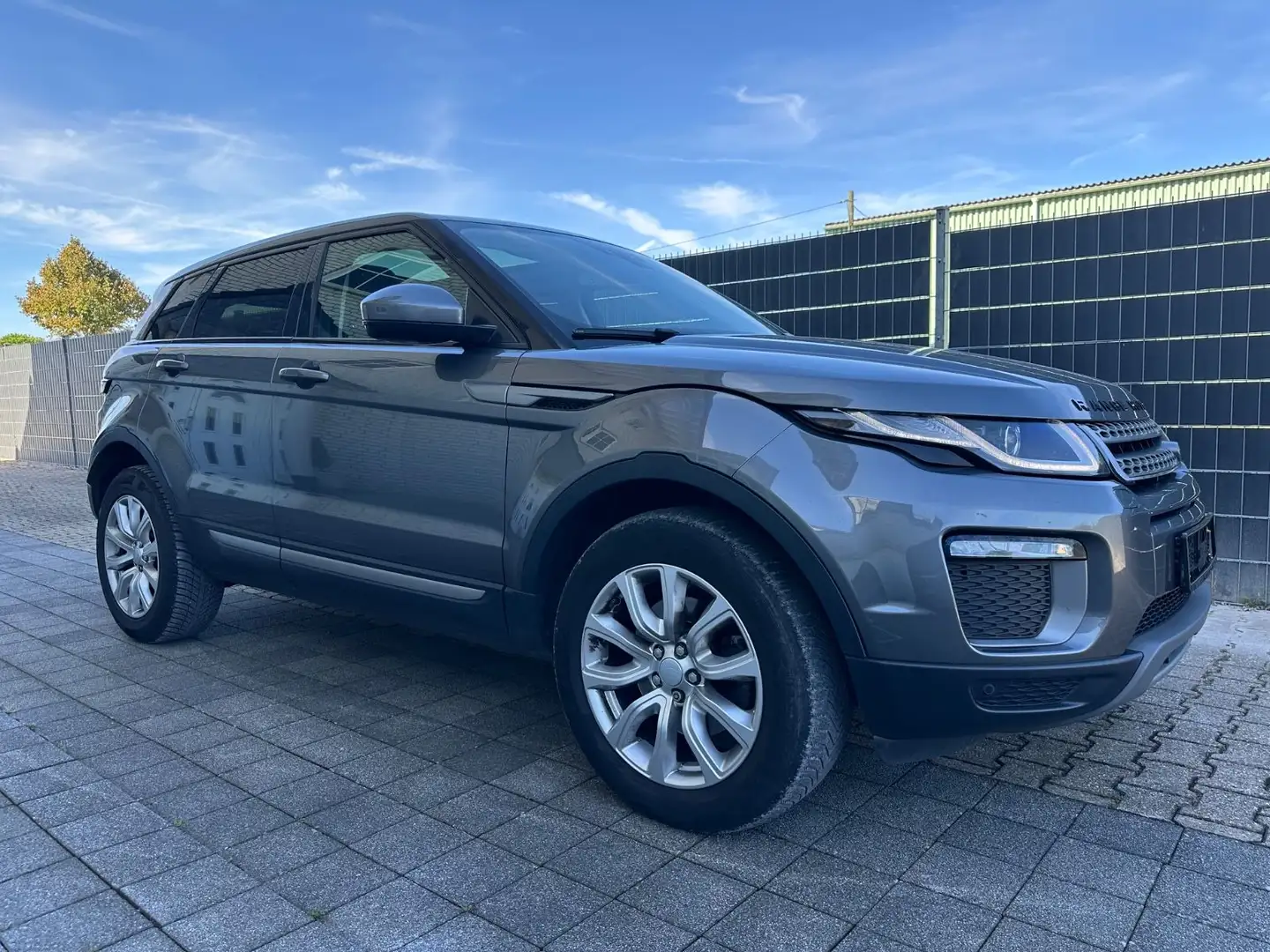 Land Rover Range Rover Evoque Panorama Leder Xenon 4x4 Grau - 1