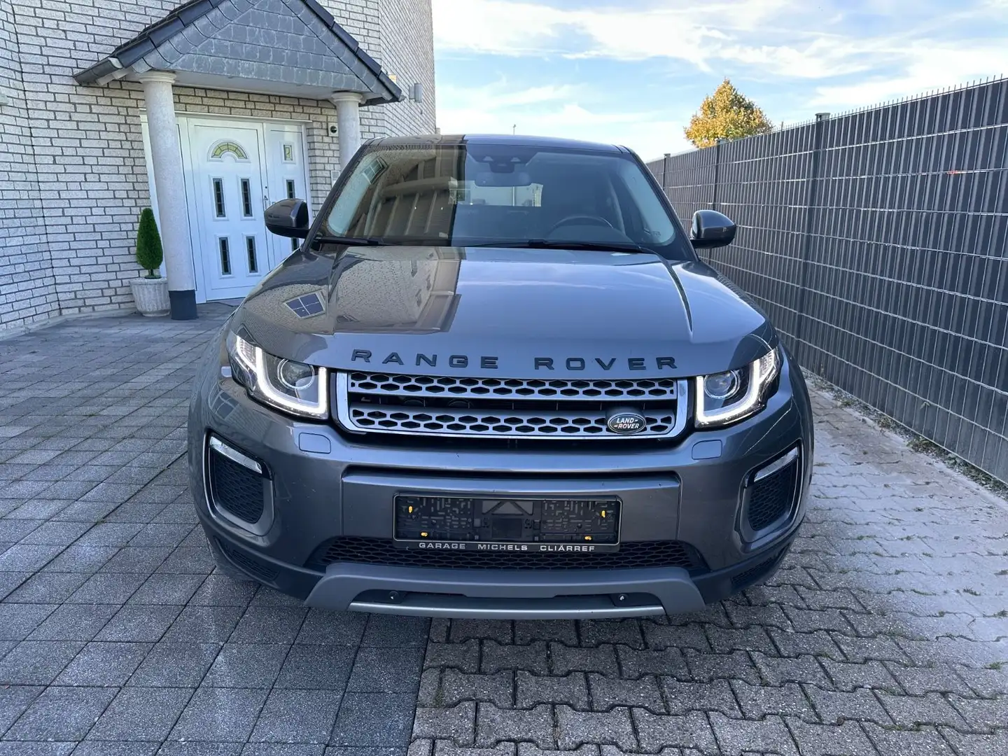 Land Rover Range Rover Evoque Panorama Leder Xenon 4x4 Grau - 2