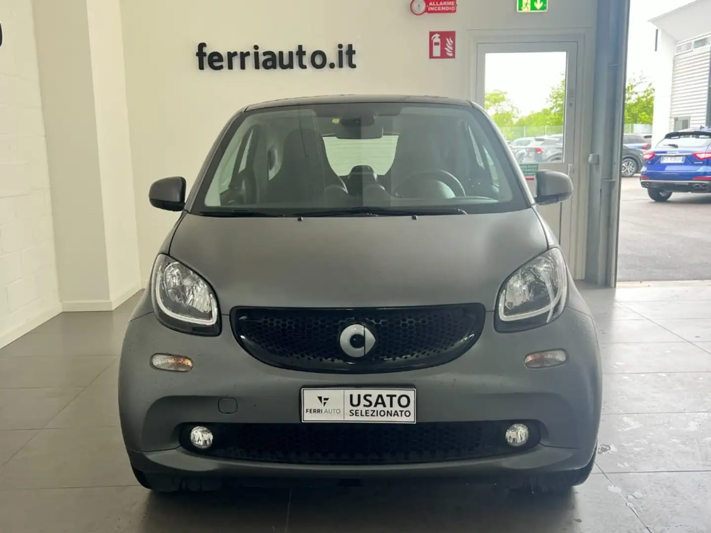 smart forTwo 70 1.0 twinamic Prime Gris - 2