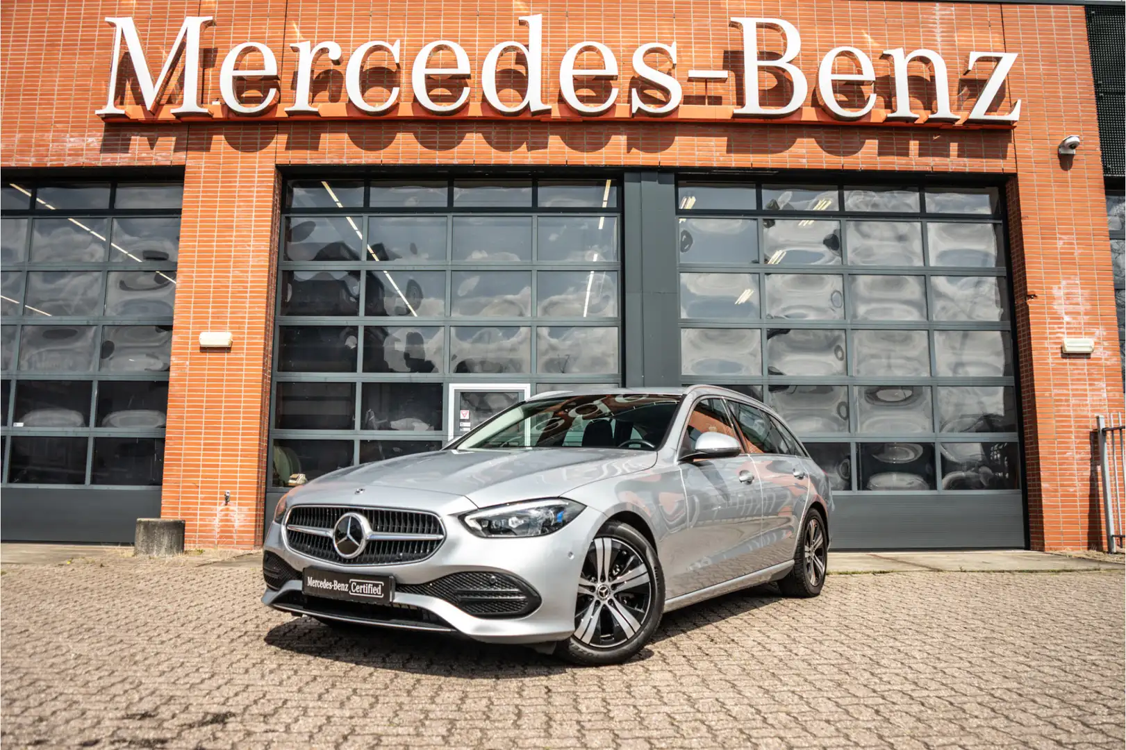 Mercedes-Benz C 200 C Estate Luxury-Line | Distronic | Trekhaak | Digi Zilver - 2