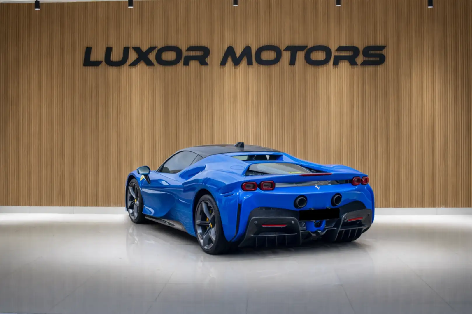Ferrari SF90 Stradale Azul - 2