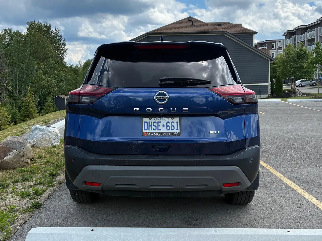 Nissan Rogue снимка Nissan Rogue