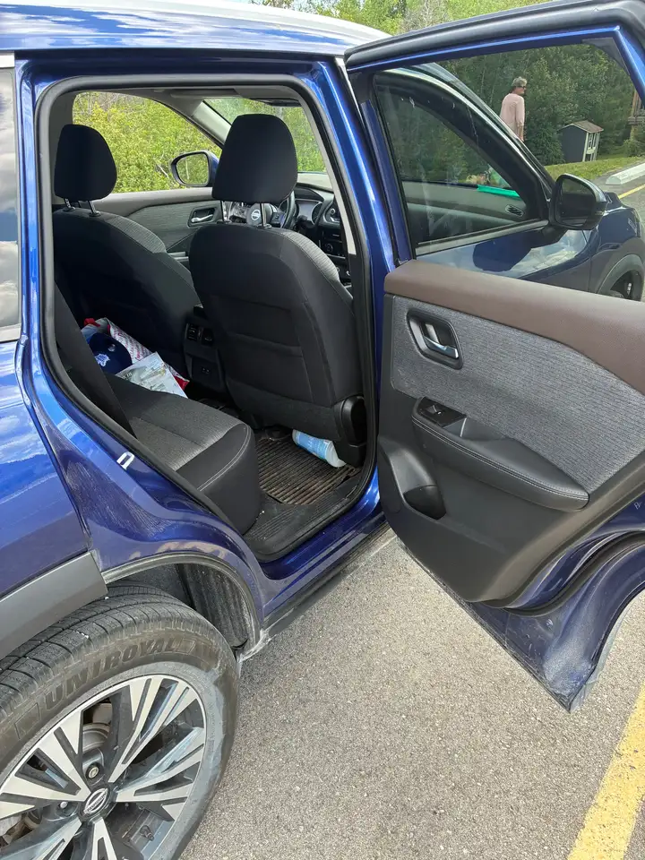 Nissan Rogue снимка Nissan Rogue