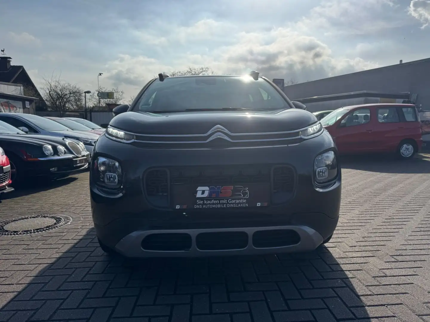 Citroen C3 Aircross Shine*TÜV NEU*GARANTIE* Schwarz - 2