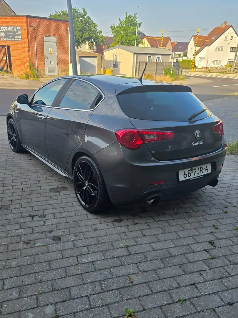 Alfa Romeo Giulietta 1750 TBI 235 ch Quadrifoglio Verde - 1
