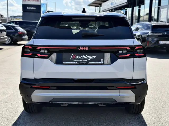 Jeep Compass view 6