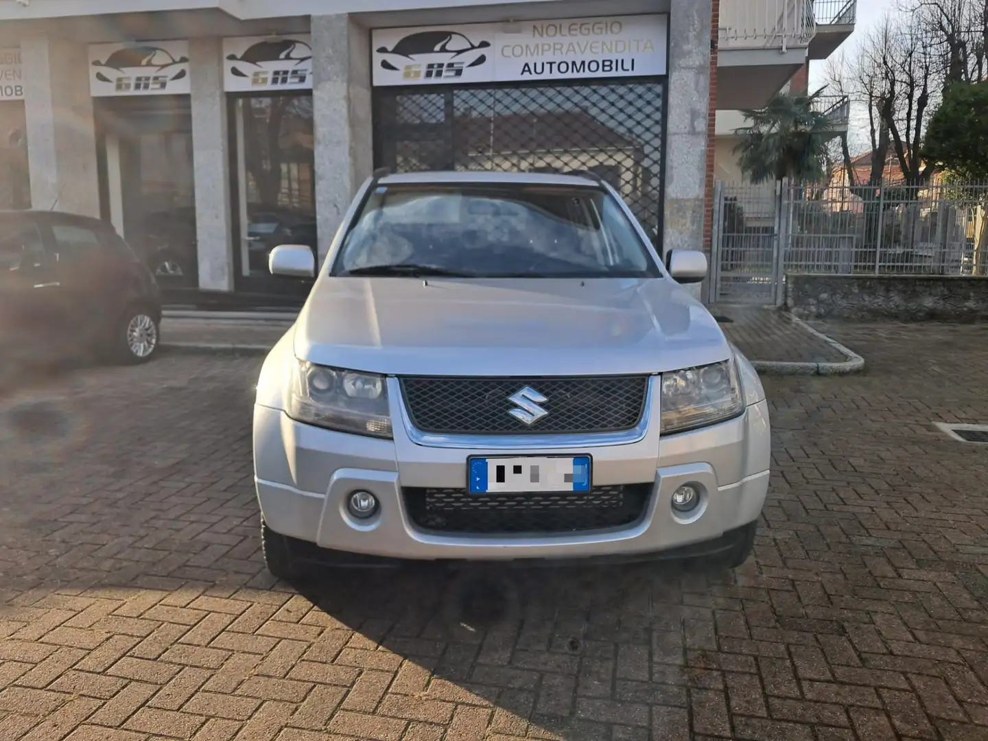 Suzuki Grand Vitara SUZUKI GRAND VITARA 5p 1.9 ddis Executive Grigio - 2