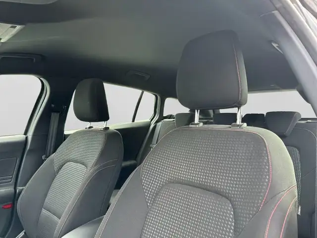 Ford Focus view 8