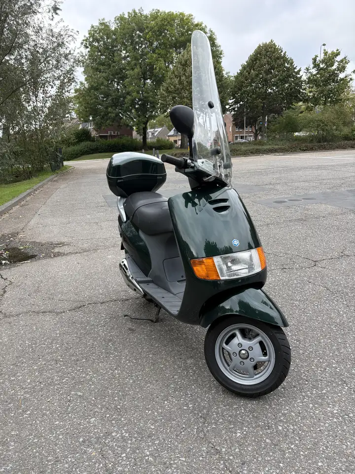 Piaggio Sfera