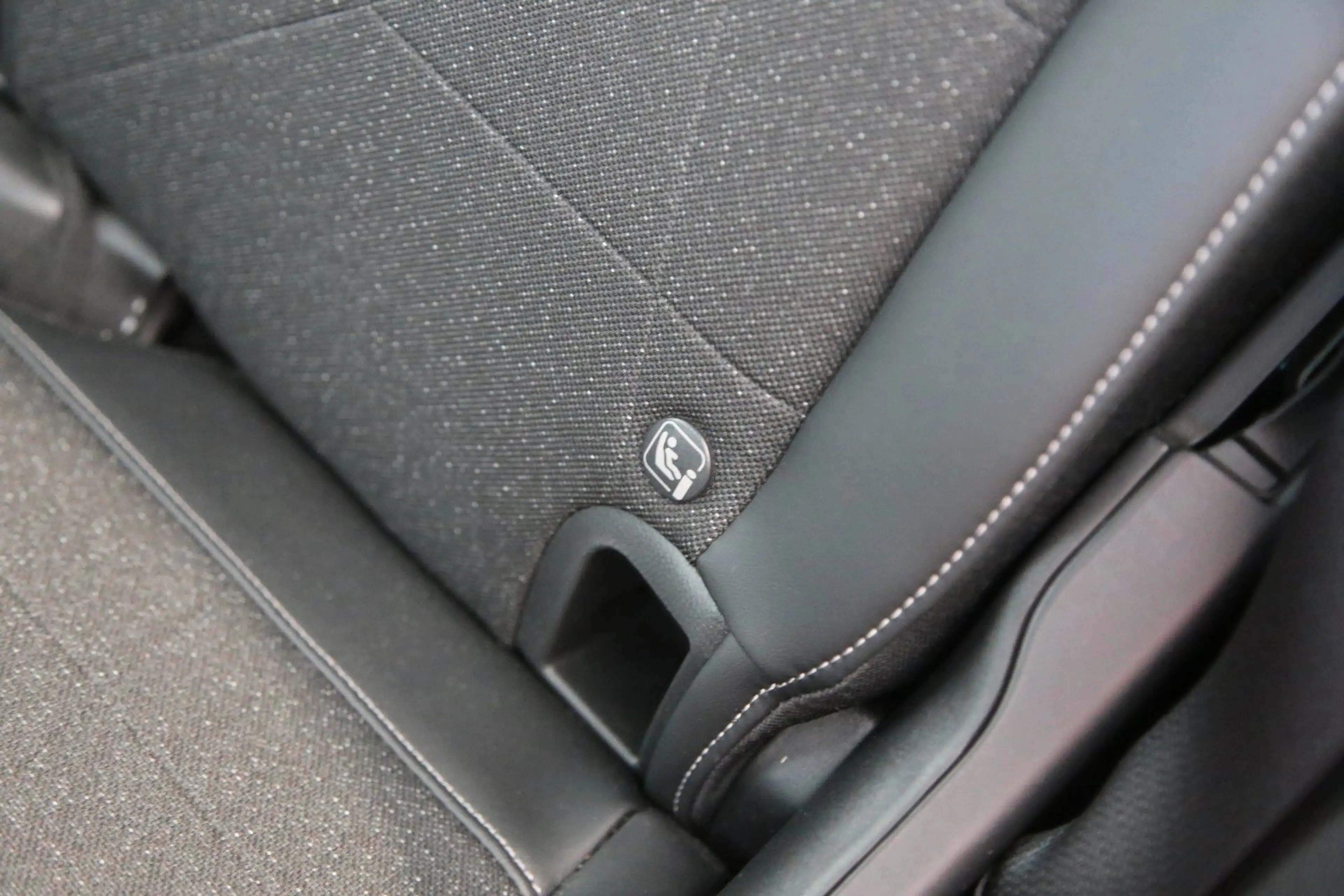 Honda HR-V Advance RFK LHZ elektr. Heckklappe Navi SHZ — photo 20