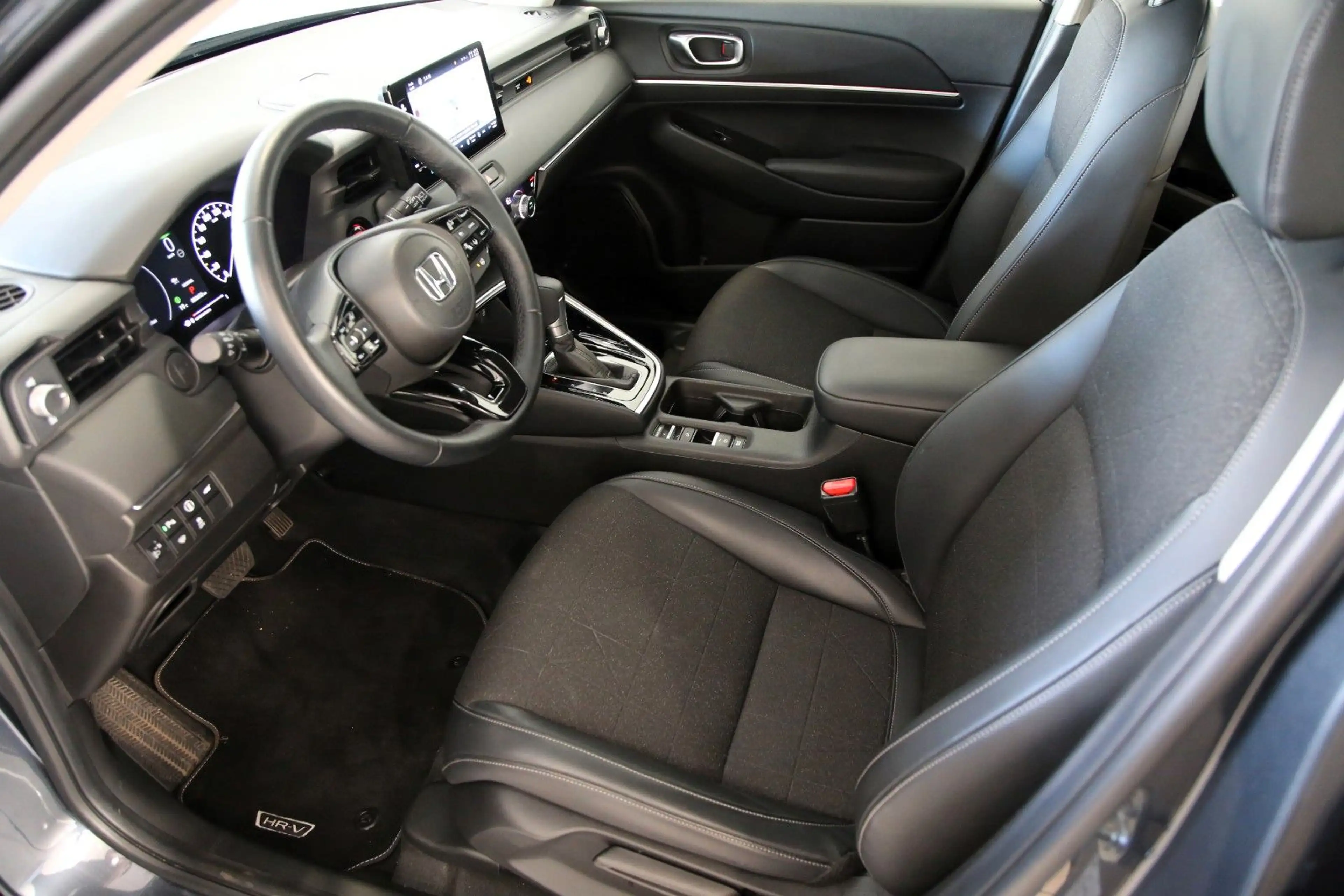 Honda HR-V Advance RFK LHZ elektr. Heckklappe Navi SHZ — photo 4