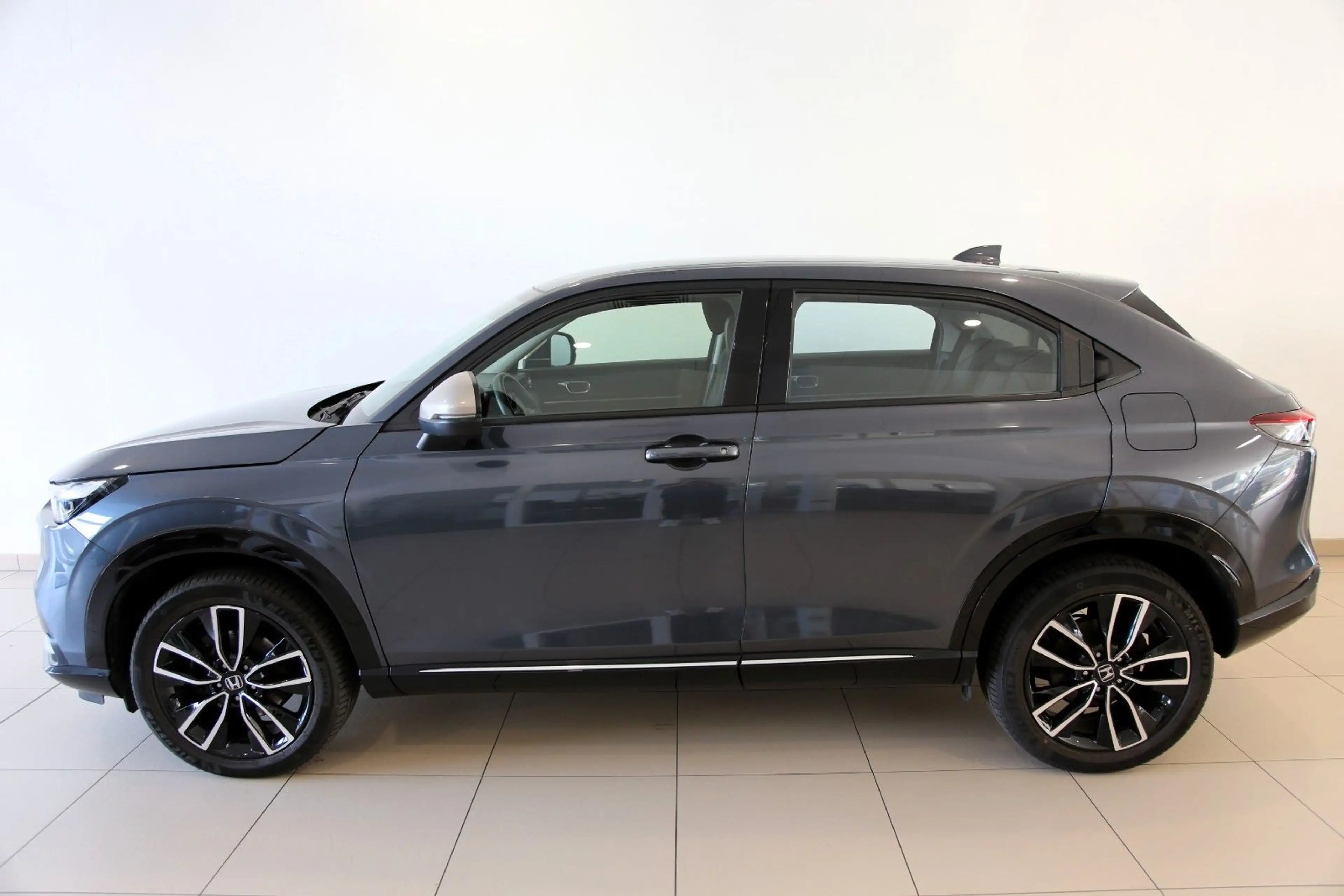 Honda HR-V Advance RFK LHZ elektr. Heckklappe Navi SHZ — photo 3