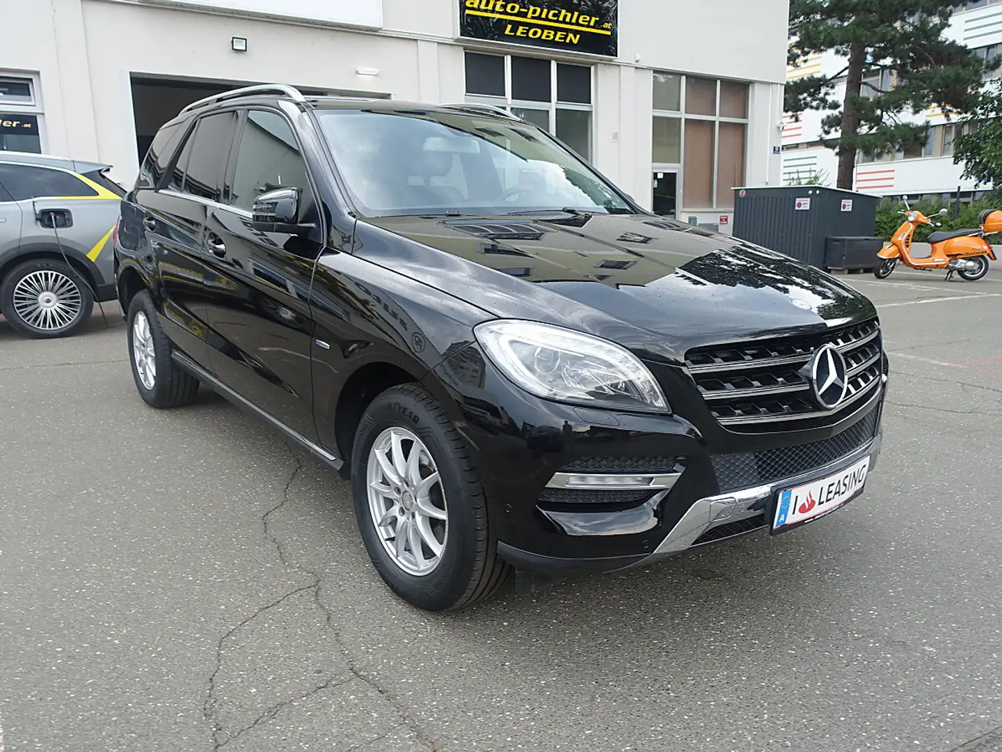 Mercedes-Benz ML 350 CDI DPF 4MATIC Schwarz - 2