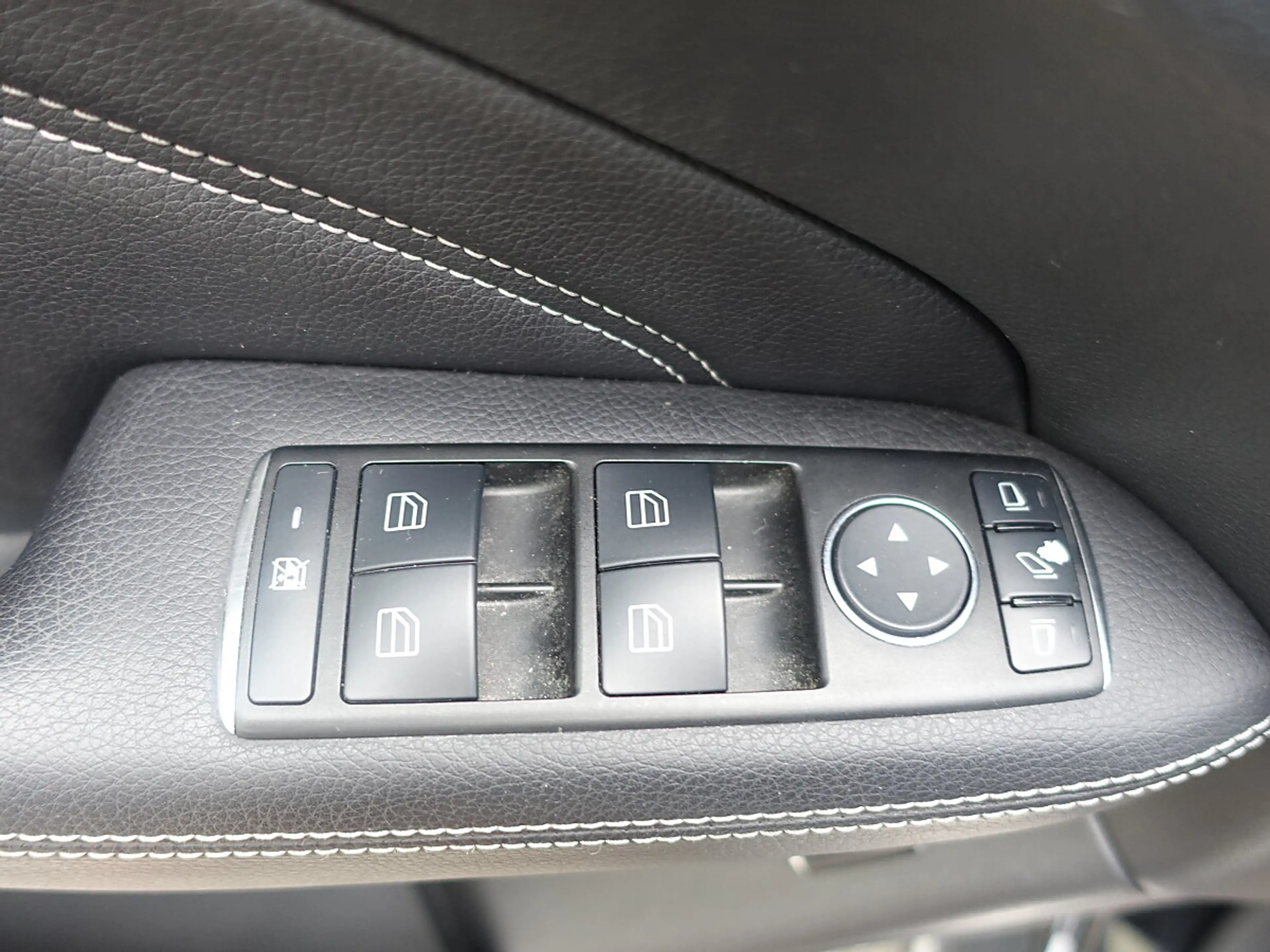 Mercedes-Benz ML 350 CDI DPF 4MATIC — photo 8