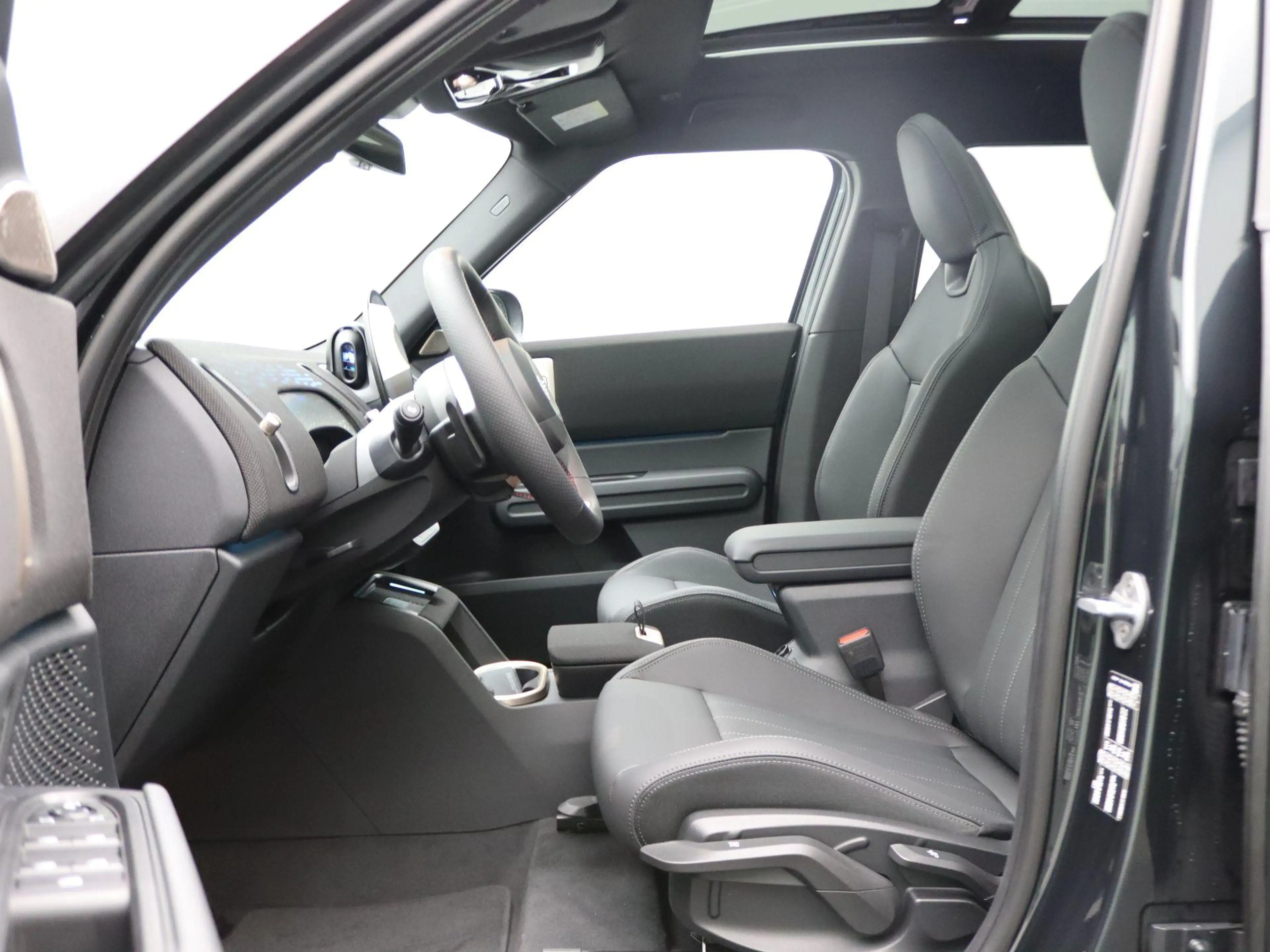 MINI Countryman C John Cooper Works + Pakket L + Glazen panoramadak — photo 10