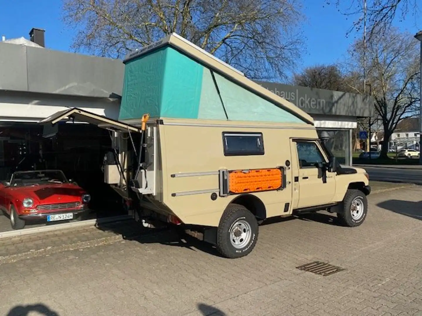 Toyota Pick up HZJ 79 Beige - 1
