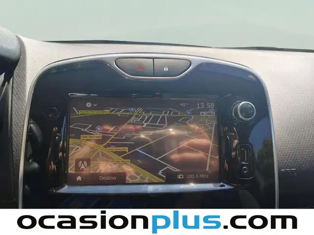 Renault Clio view 7