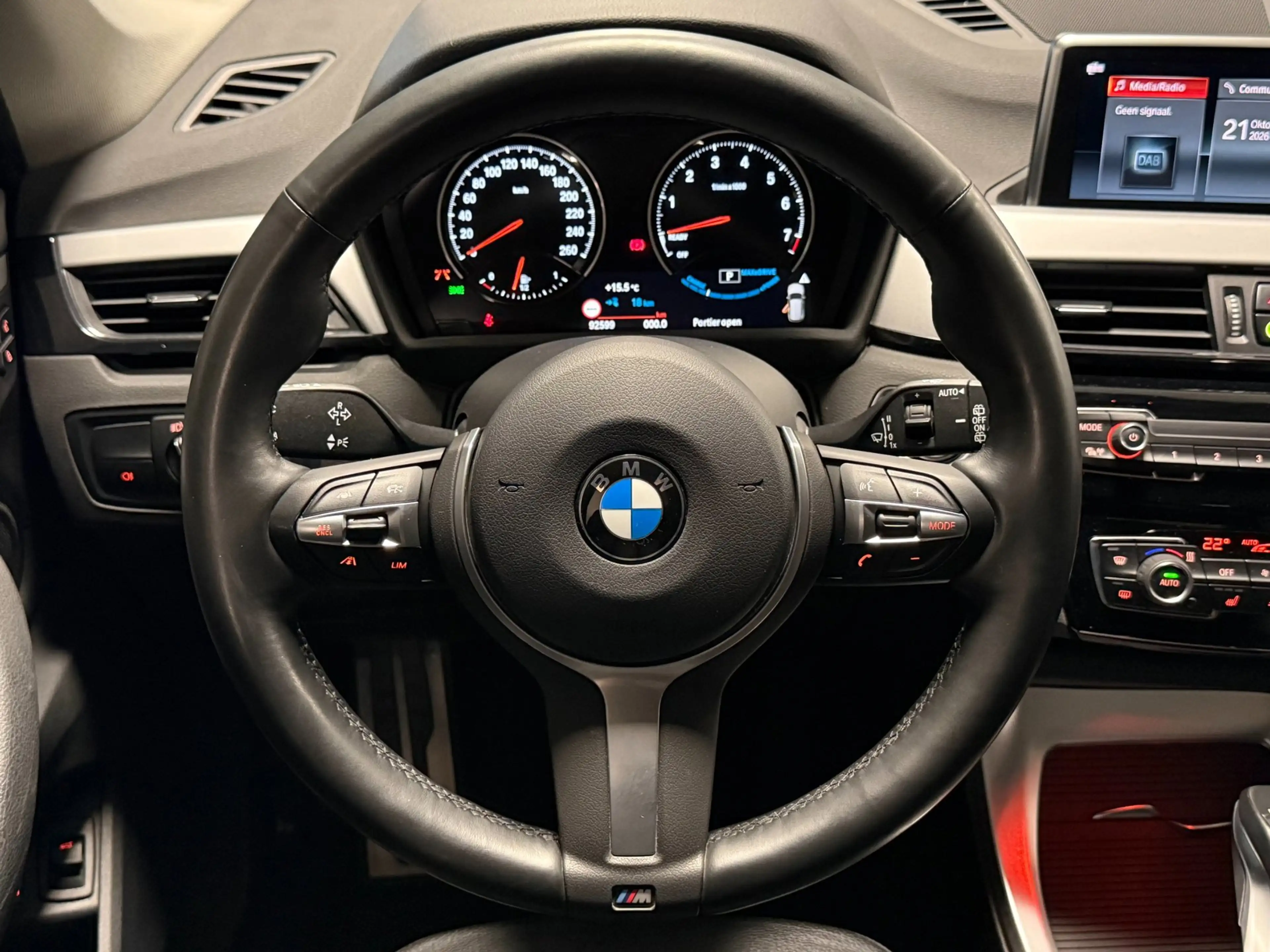 BMW X1 XDrive25e|TREKHAAK|PDC|CAMERA|KEYLESS|LEDER|ACC|ST — photo 13