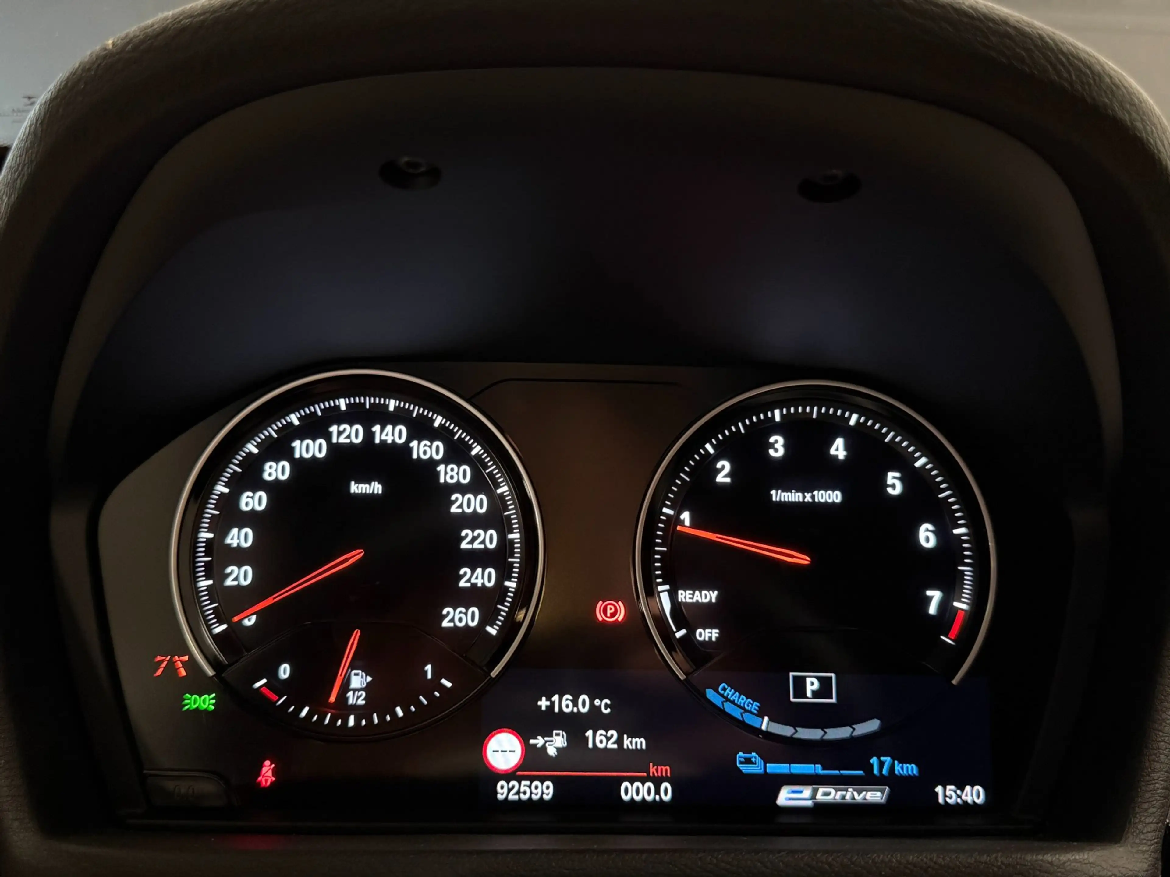 BMW X1 XDrive25e|TREKHAAK|PDC|CAMERA|KEYLESS|LEDER|ACC|ST — photo 20