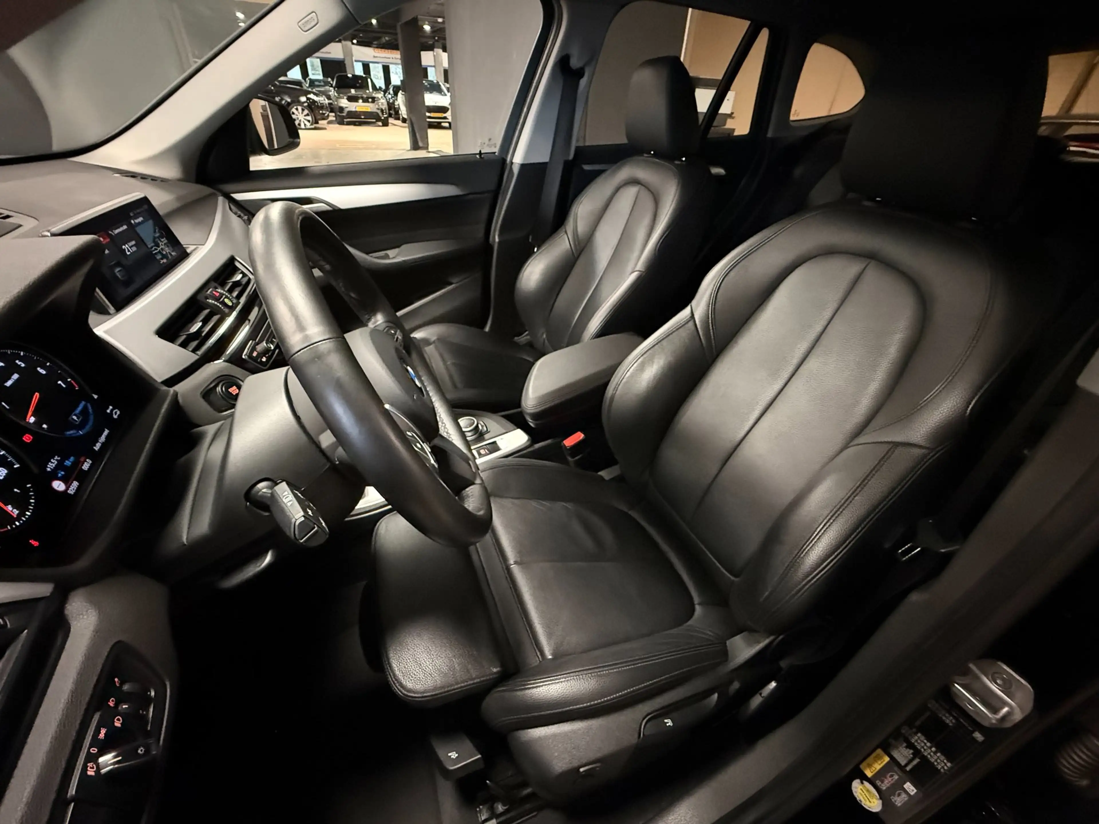 BMW X1 XDrive25e|TREKHAAK|PDC|CAMERA|KEYLESS|LEDER|ACC|ST — photo 30