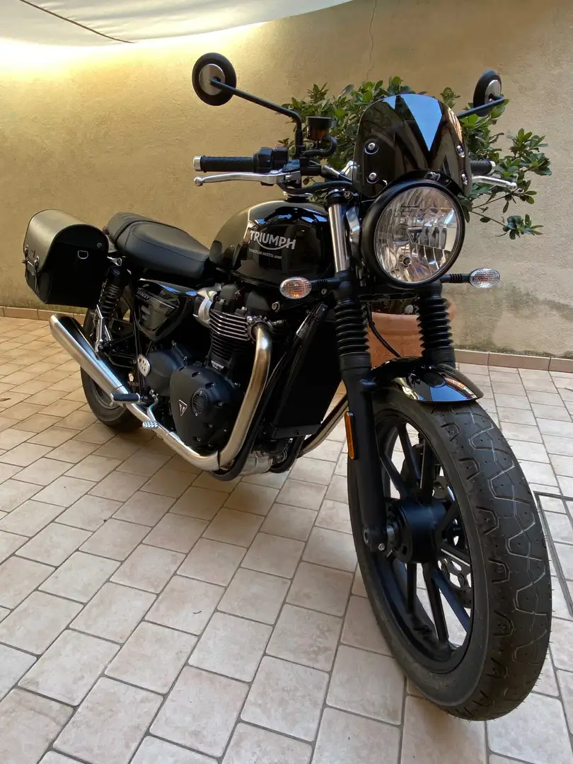 Triumph Street Twin 900 Negru - 1