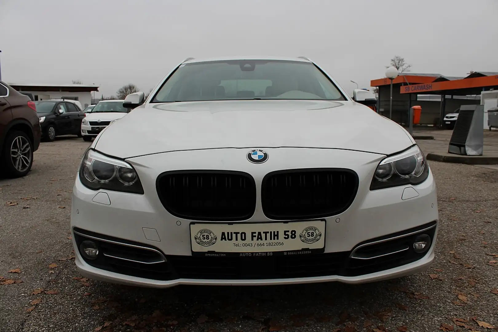BMW 530 d xDrive Österreich-Paket Touring Aut. Weiß - 2