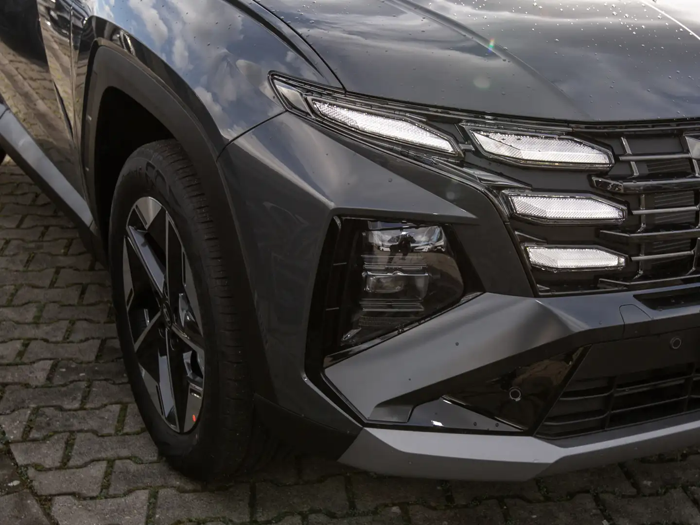 Hyundai TUCSON Plug-In-Hybrid+LED+KAM.+Navi+Leder+sofort Šedá - 2