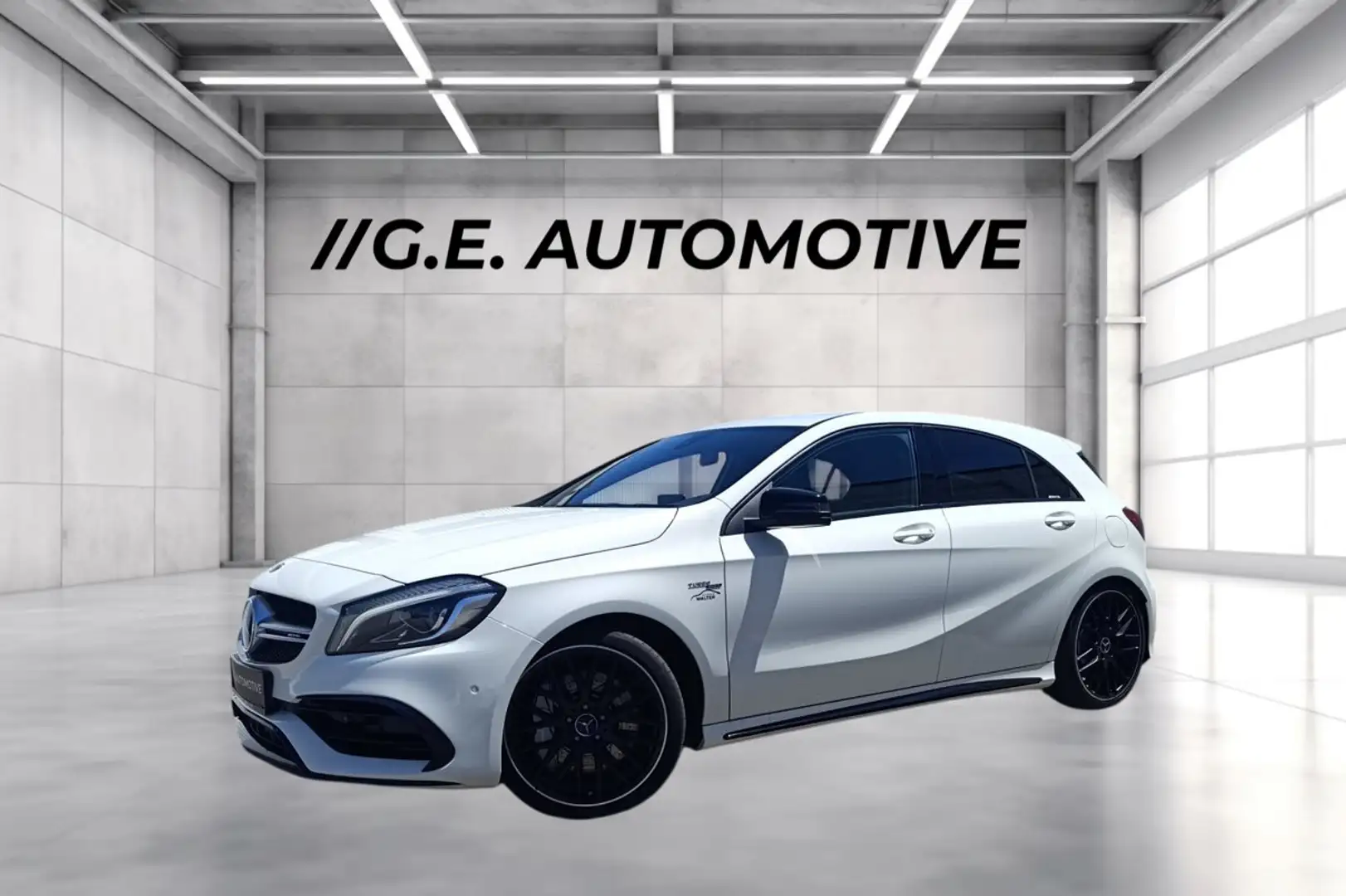Mercedes-Benz A 45 AMG A 45 AMG 4Matic (176.052) Blanc - 2