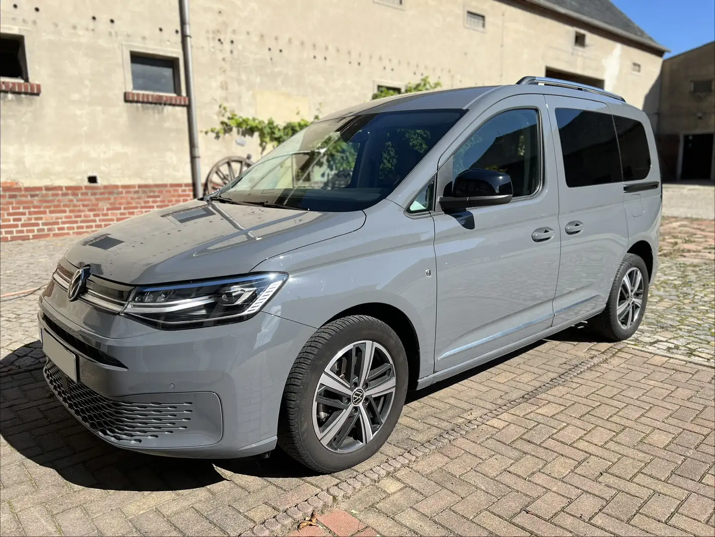 Volkswagen Caddy Style Grau - 1