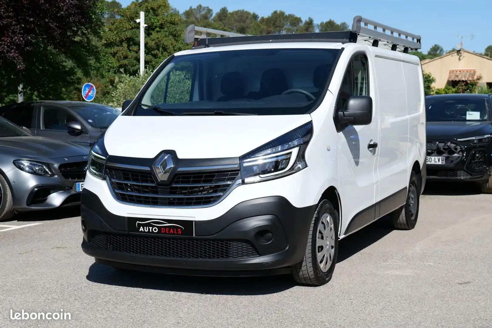 Renault Trafic (2) fourgon confort l1h1 2.0 dci 120 ch Wit - 1