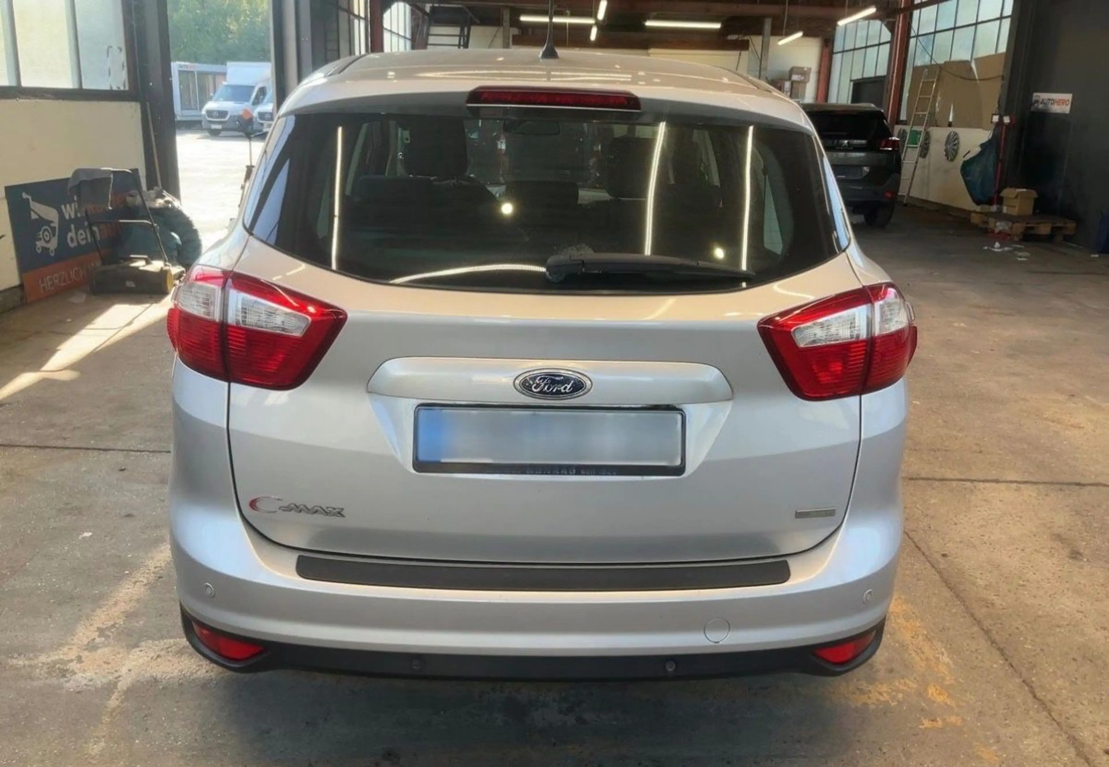 Ford C-Max 1.6 Titanium NAVI Kamera SHZ Tempomat — photo 5
