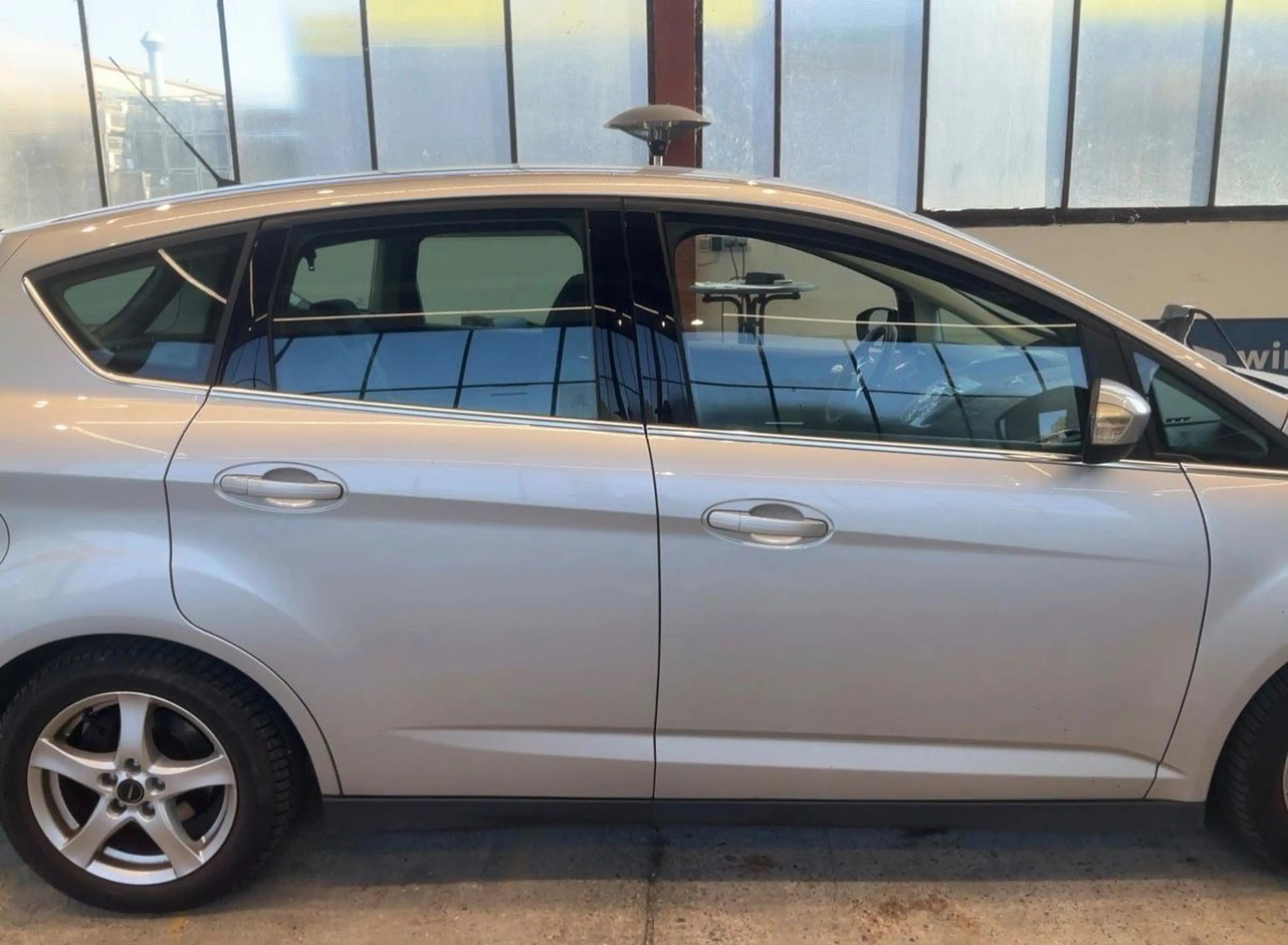 Ford C-Max 1.6 Titanium NAVI Kamera SHZ Tempomat — photo 7