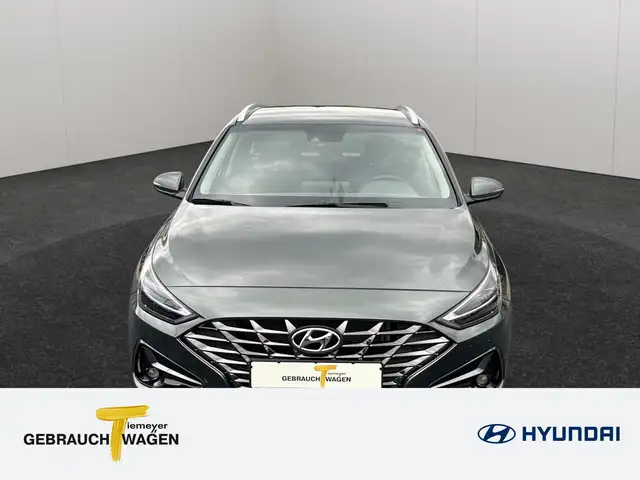 Hyundai I30 view 2