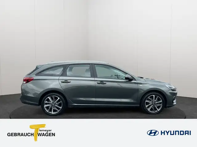 Hyundai I30 view 4