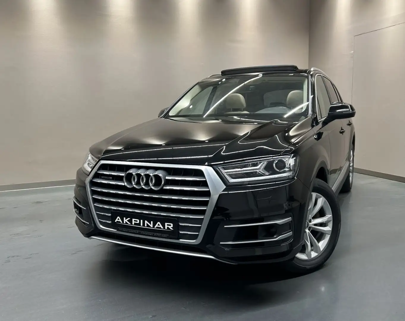 Audi Q7 45 TDI quattro*7 SITZER*PANORAMA*MMI*KAMERA* Schwarz - 1