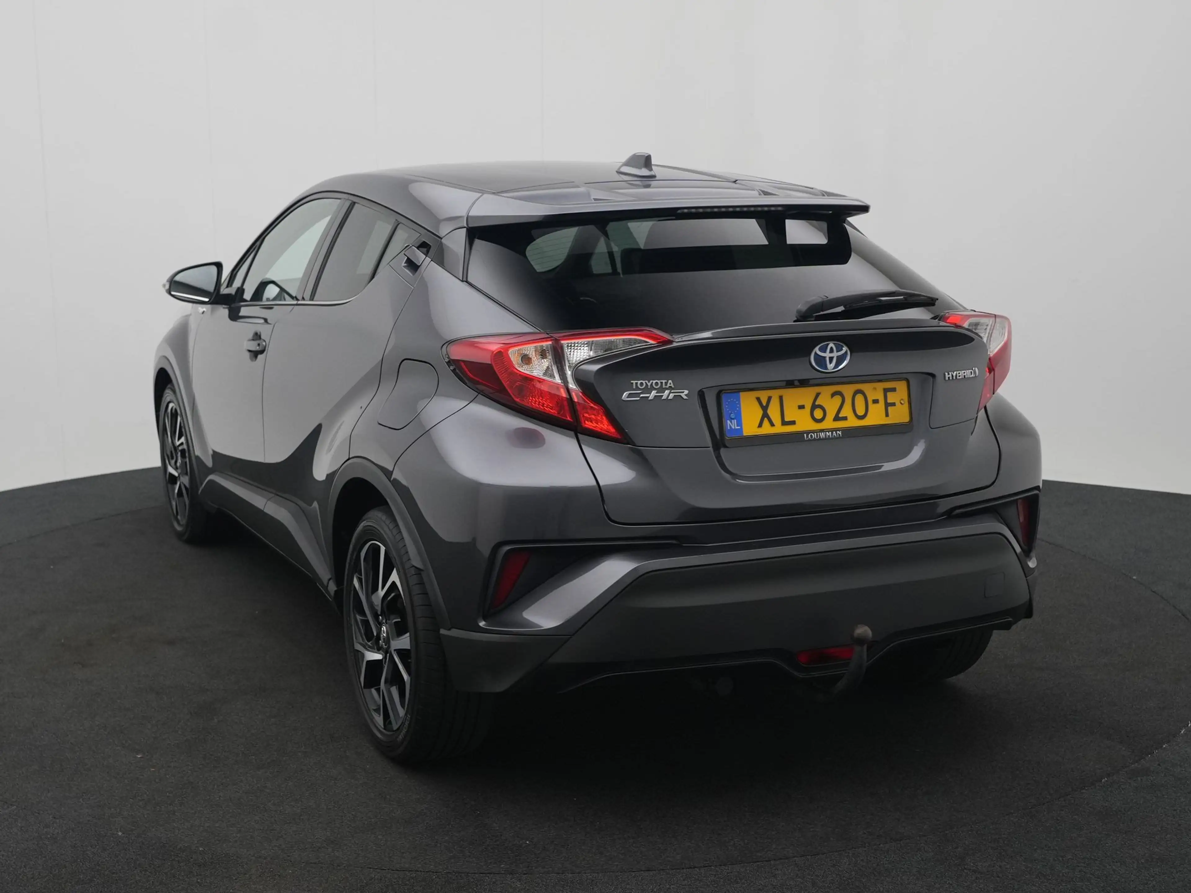 Toyota C-HR 1.8 Hybrid Dynamic — photo 11