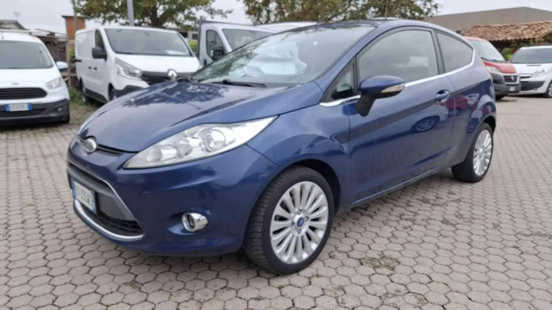 Ford Fiesta 1.2BEN. 3 PORTE  TITANIUM Blu/Azzurro - 2