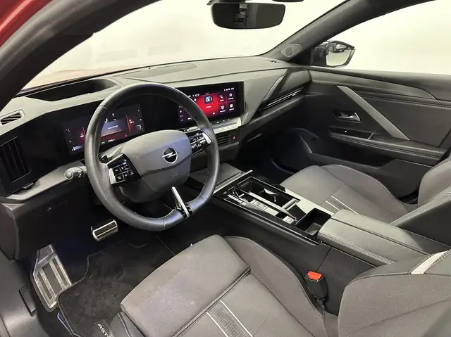 Opel Astra view 14