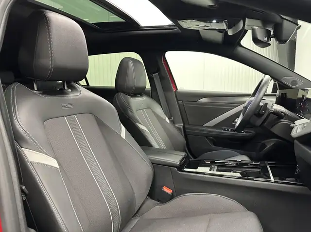 Opel Astra view 12