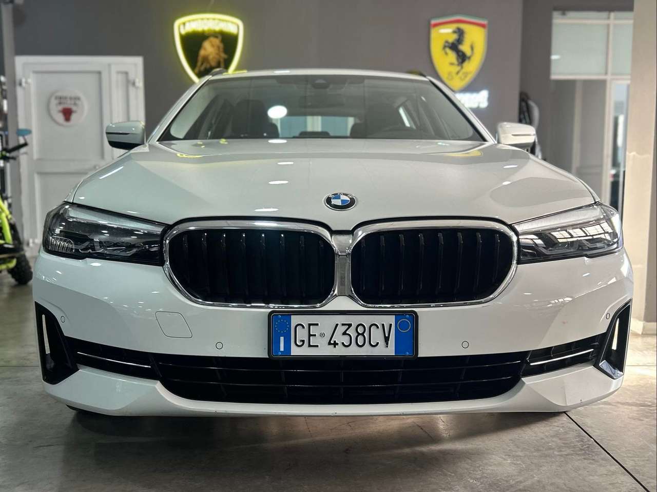 BMW 520 520d Touring mhev 48V xdrive auto *PDC *NAVI *APP