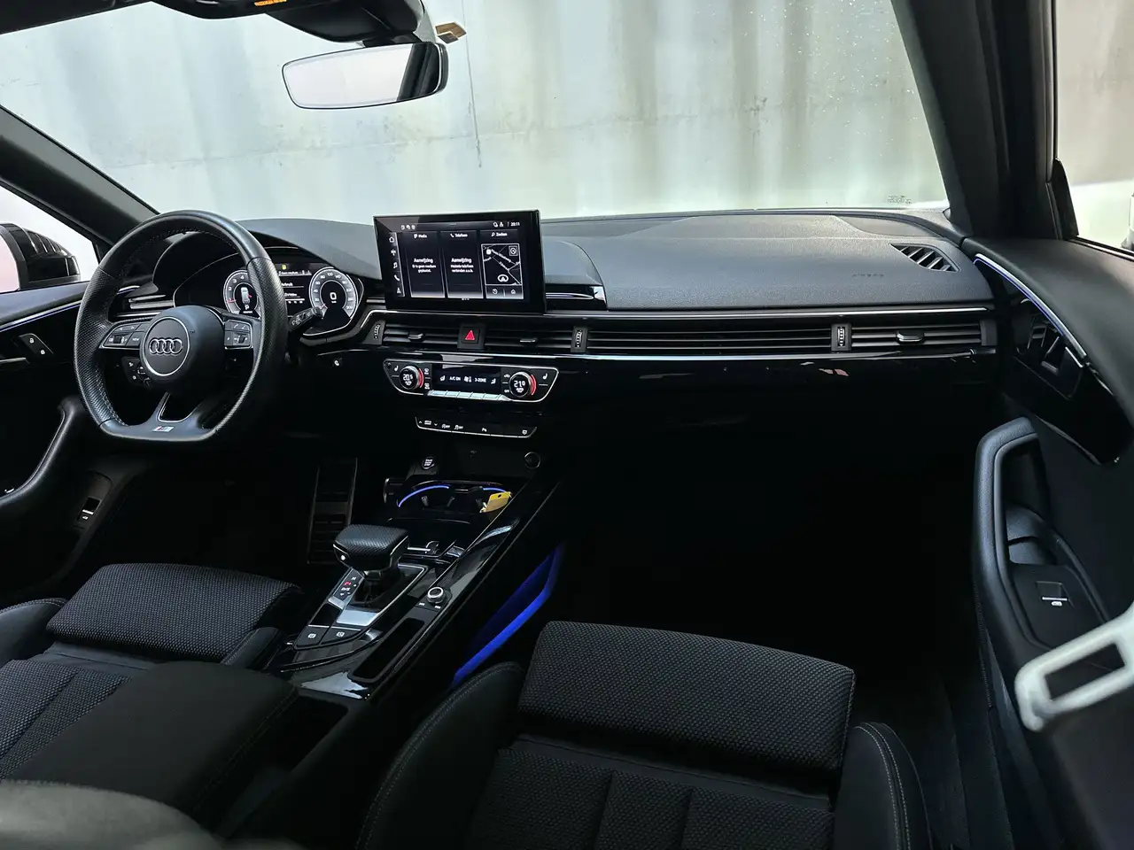 Audi A4 Avant 35 TFSI S Edition Competition S-Line LED, миниатюра 2